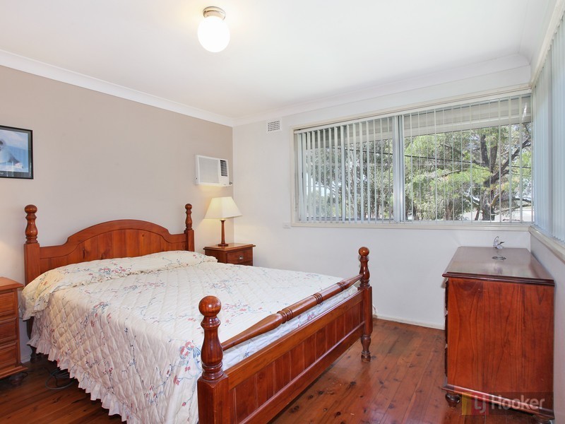 15 Nemesia Street, Greystanes NSW 2145