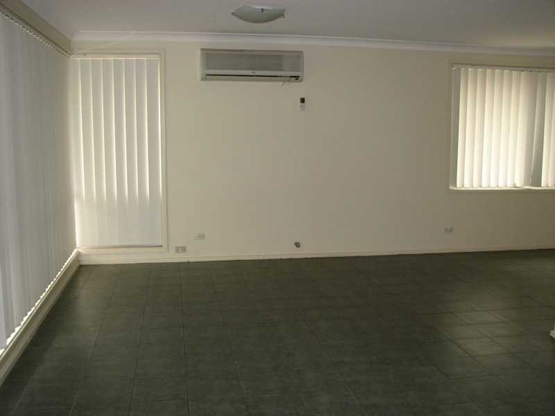 101 Roberta St, Greystanes NSW 2145