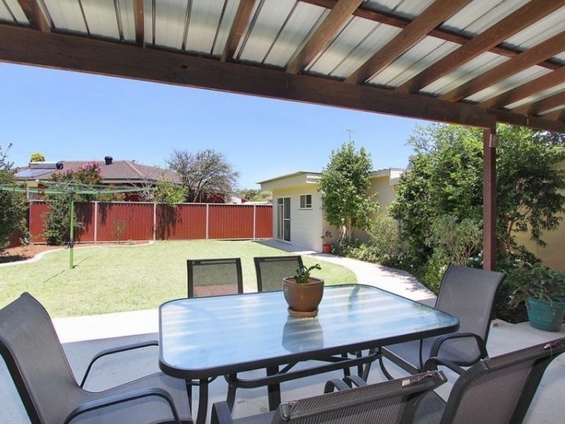 84 Bradman Street, Greystanes NSW 2145