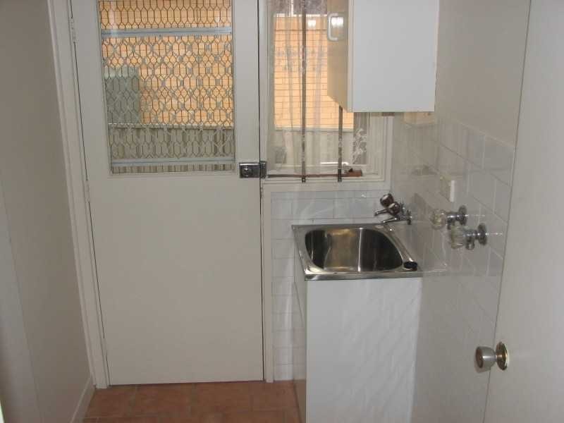 1 Poppy Place, Greystanes NSW 2145