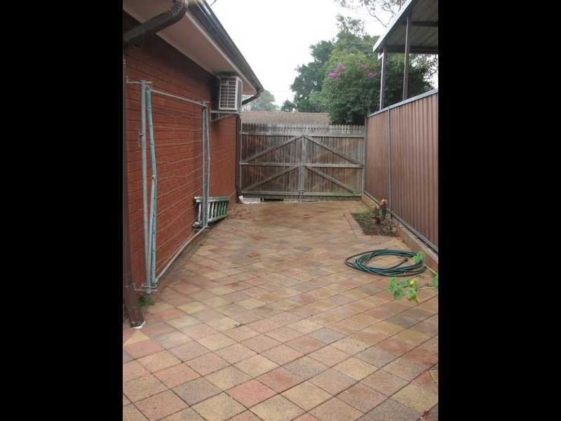 1 Poppy Place, Greystanes NSW 2145