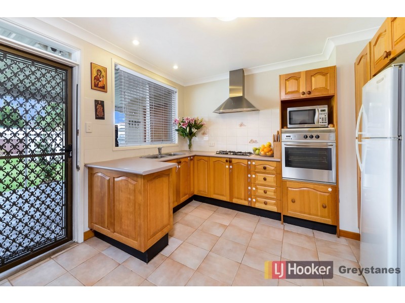 11 Bernie Street, Greystanes NSW 2145