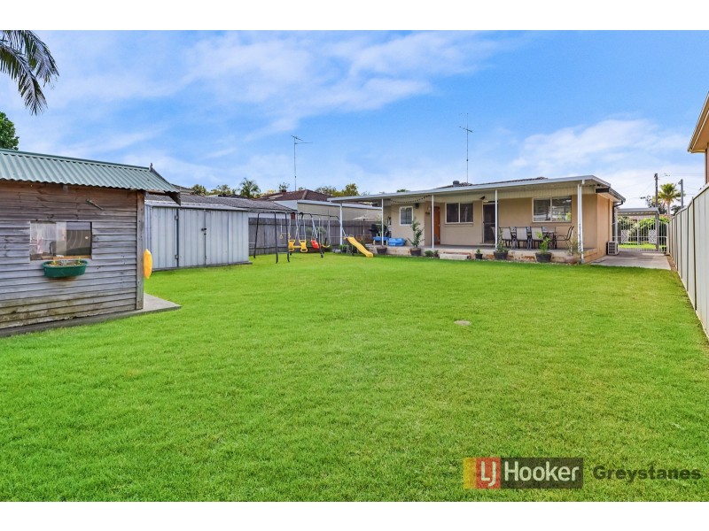 11 Bernie Street, Greystanes NSW 2145
