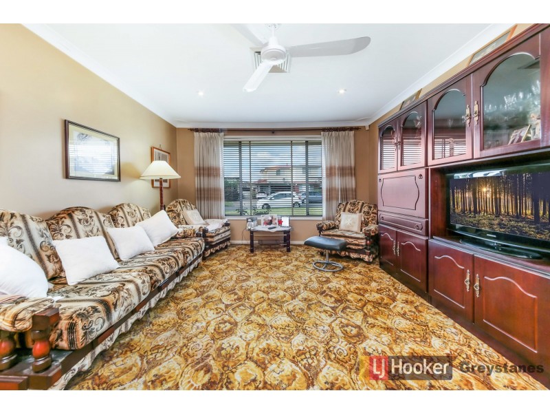 8 Gwydir Street, Greystanes NSW 2145