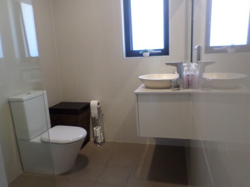 5 Royal Place, Greystanes NSW 2145