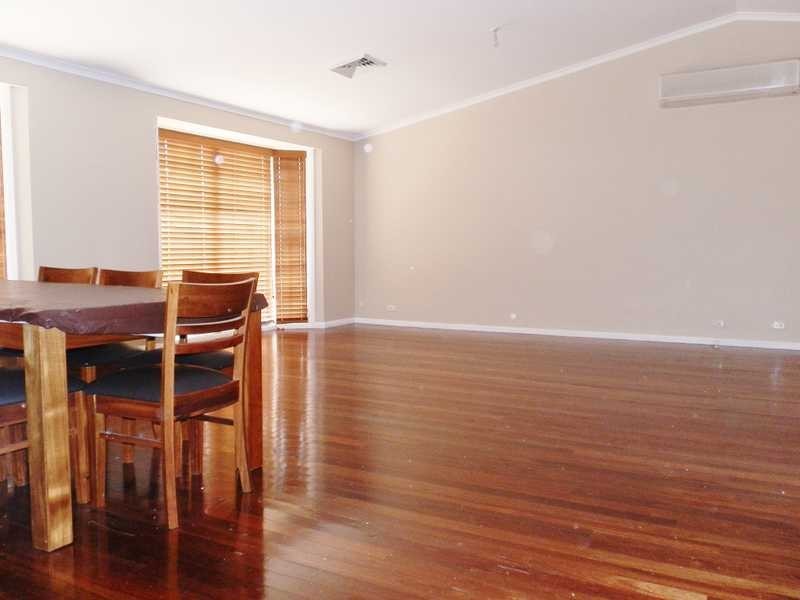 13 McCabe St, Greystanes NSW 2145