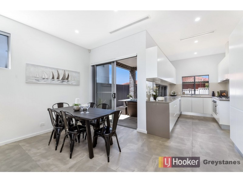 60 Sandra Street, Woodpark NSW 2164