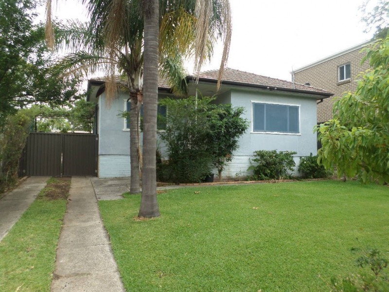 39 Mandoon Road, Girraween NSW 2145