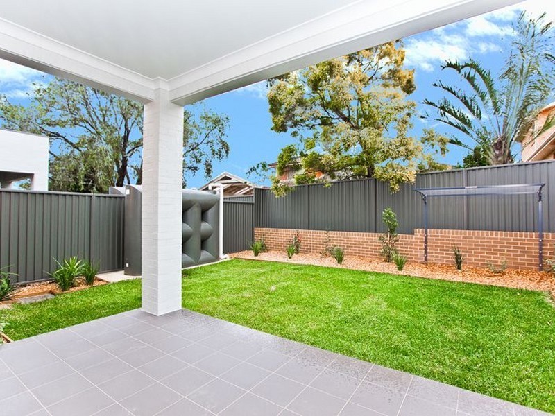13 Baden Street, Greystanes NSW 2145