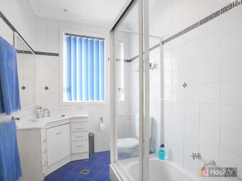 68 Runyon Ave, Greystanes NSW 2145