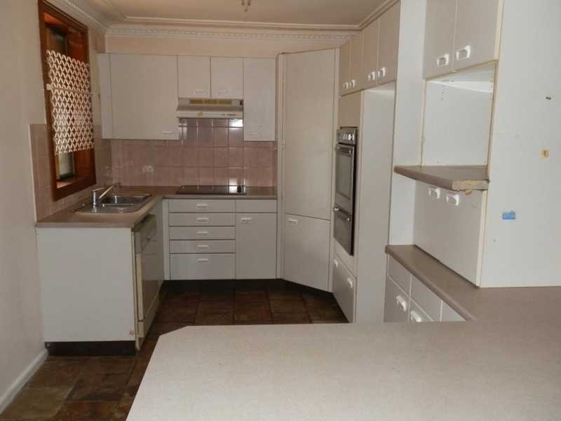 9 Ian St, Greystanes NSW 2145