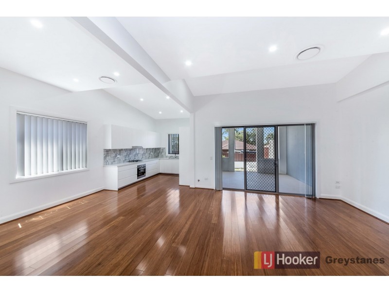 2/45 Millicent Street, Greystanes NSW 2145