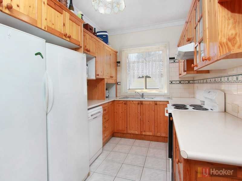 3 Croker Pl, Guildford West NSW 2161