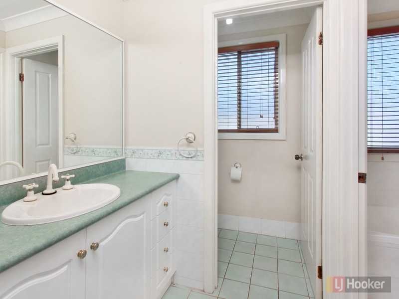 3 Croker Pl, Guildford West NSW 2161