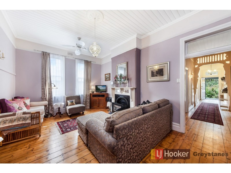 44 The Avenue, Granville NSW 2142