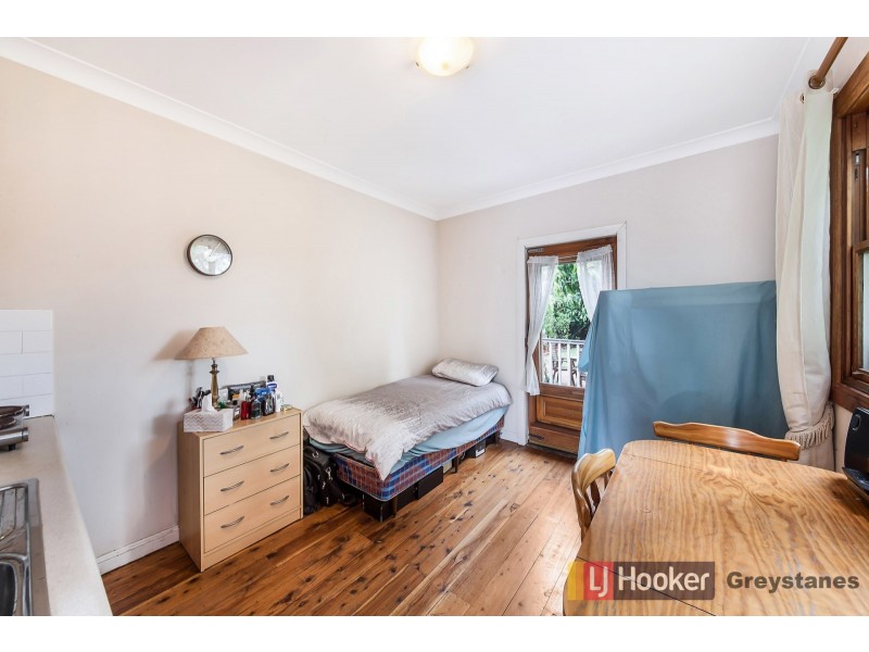 44 The Avenue, Granville NSW 2142