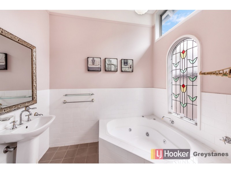 44 The Avenue, Granville NSW 2142