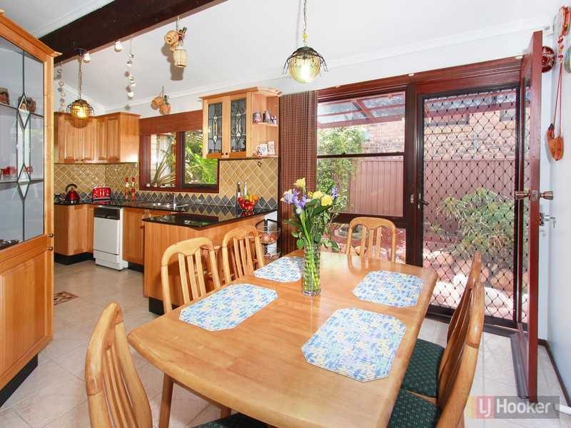 28 Bolaro Avenue, Greystanes NSW 2145