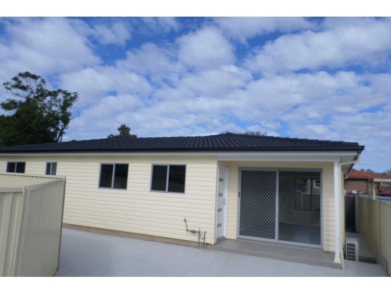 4A Verlie Street, South Wentworthville NSW 2145