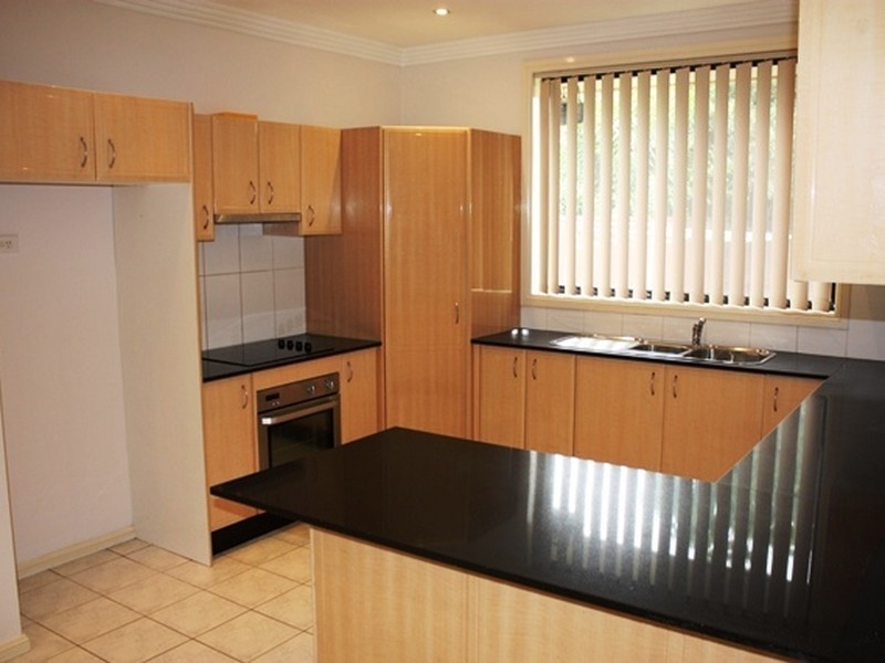 4a Carolyn Street, Greystanes NSW 2145