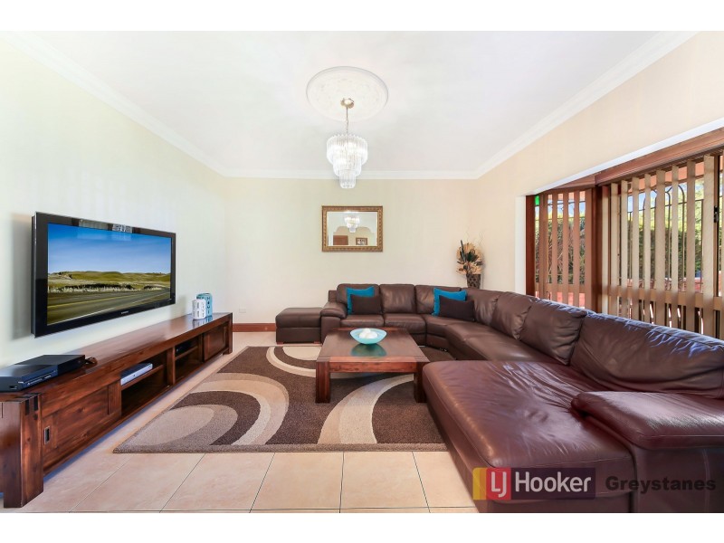 27 Ringrose Avenue, Greystanes NSW 2145