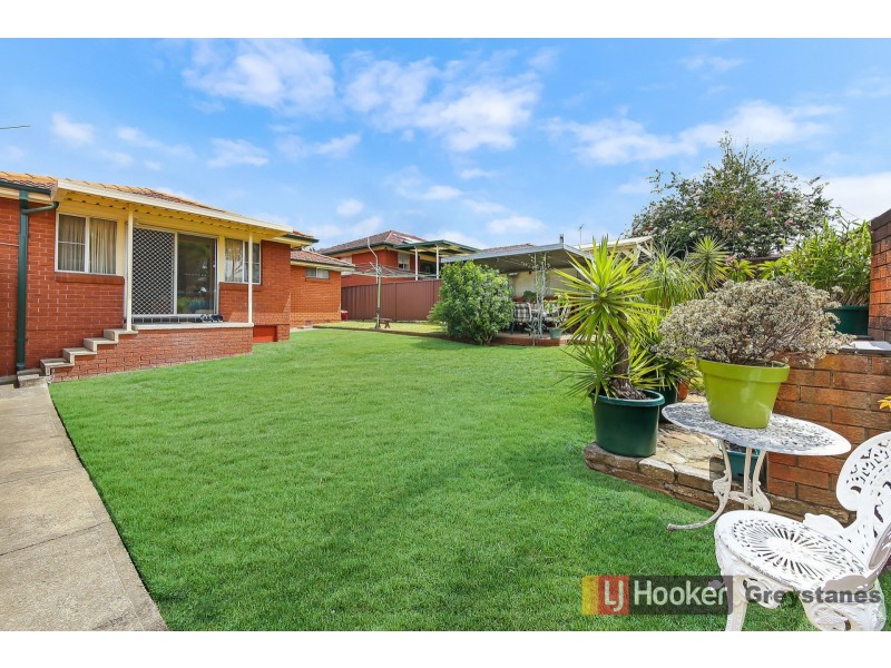 44 Lyle Street, Girraween NSW 2145