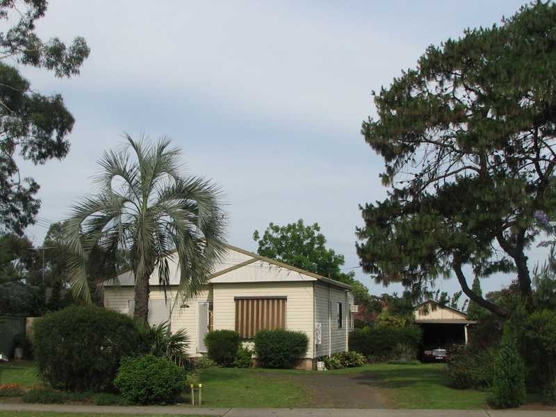 22 Ettalong Rd, Greystanes NSW 2145