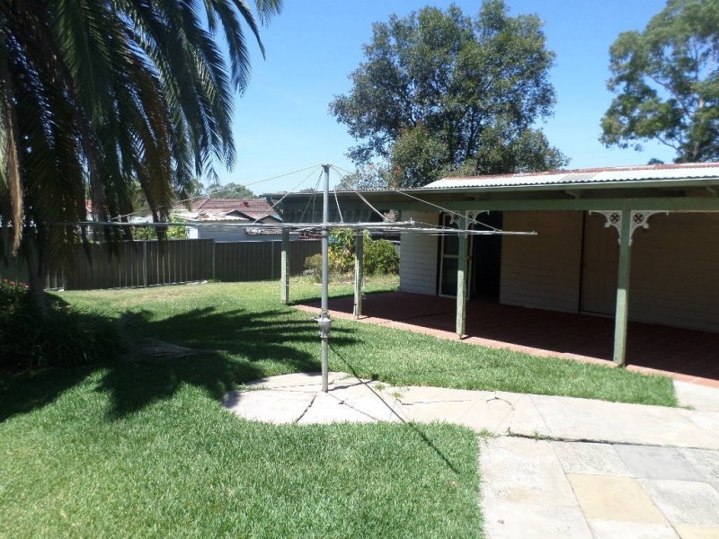 13 Damien Avenue, Greystanes NSW 2145
