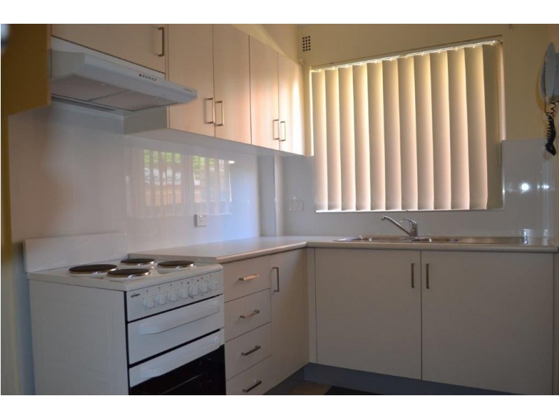 2/296 Merrylands Rd, Merrylands NSW 2160