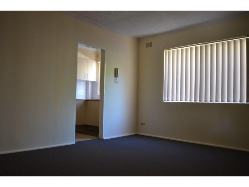 2/296 Merrylands Rd, Merrylands NSW 2160