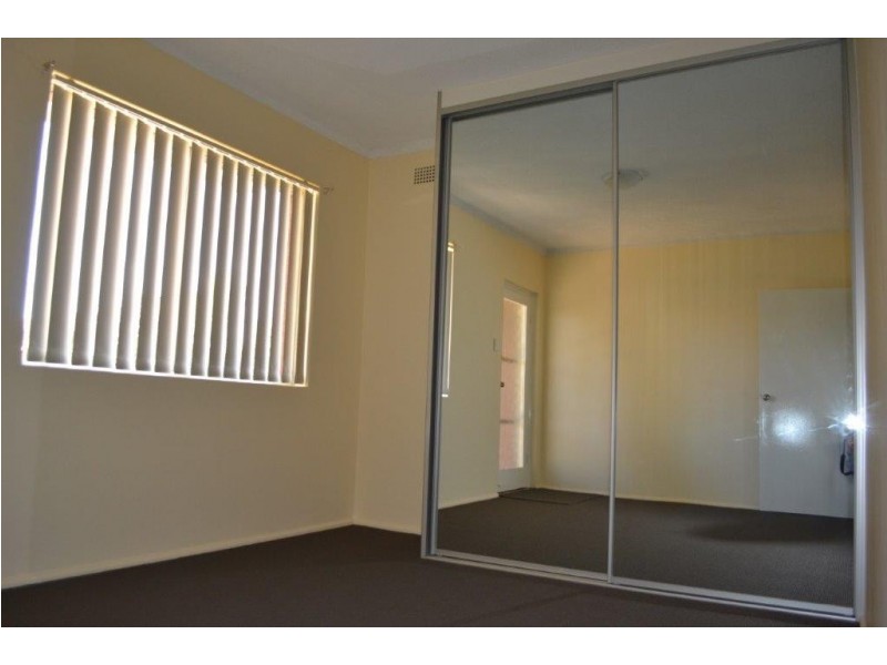 2/296 Merrylands Rd, Merrylands NSW 2160
