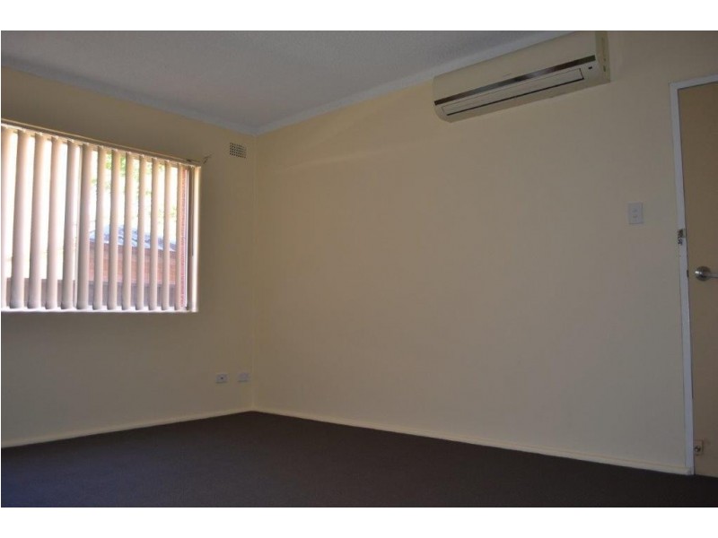 2/296 Merrylands Rd, Merrylands NSW 2160