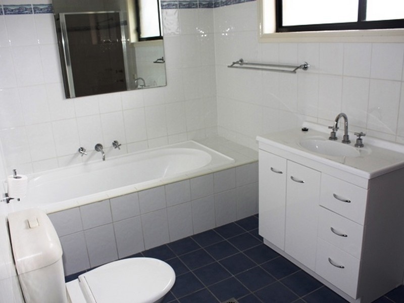 4a Carolyn Street, Greystanes NSW 2145