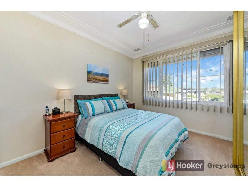3 Ray Place, Woodpark NSW 2164