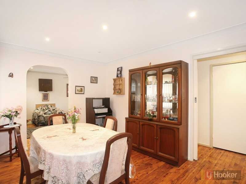 27 Daniel Street, Greystanes NSW 2145