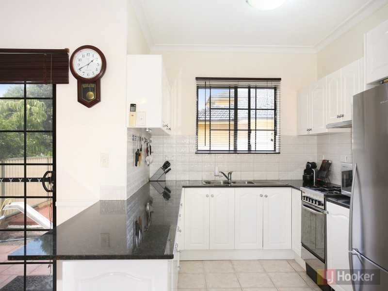 2/16 Rickard Street, Merrylands NSW 2160