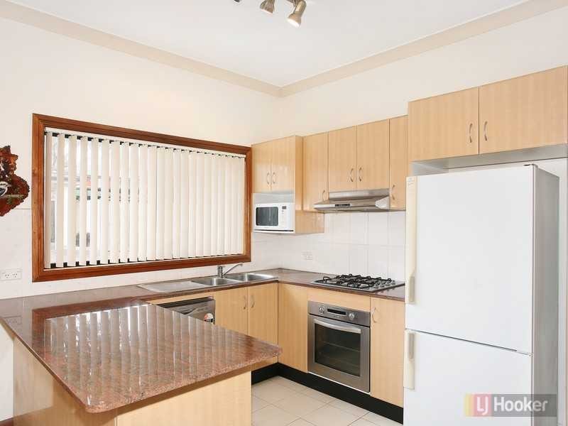 10/9 Magnolia St, Greystanes NSW 2145