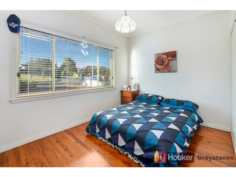 8 Carmen Street, Guildford NSW 2161