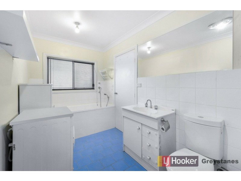 8 Carmen Street, Guildford NSW 2161