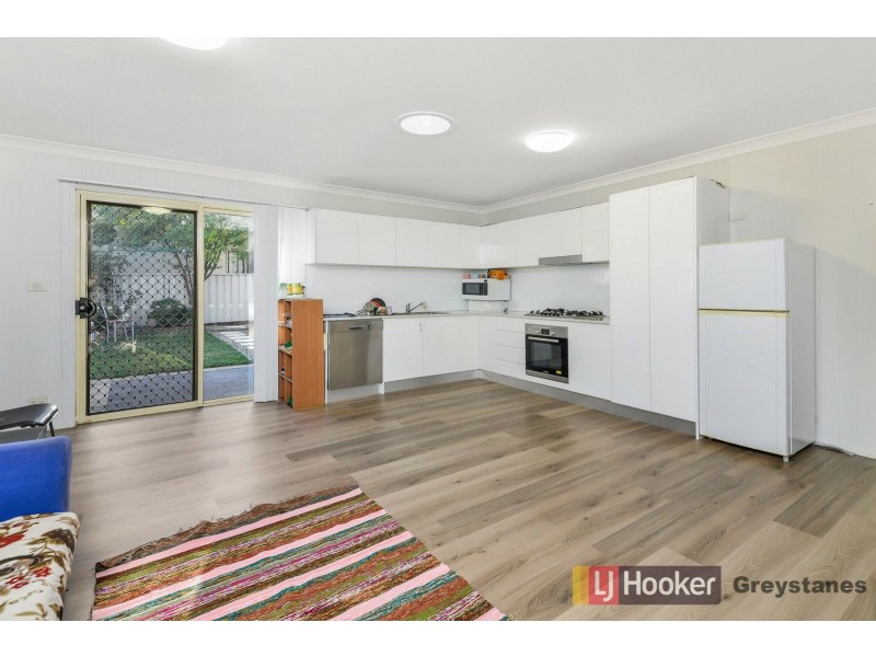 8 Carmen Street, Guildford NSW 2161