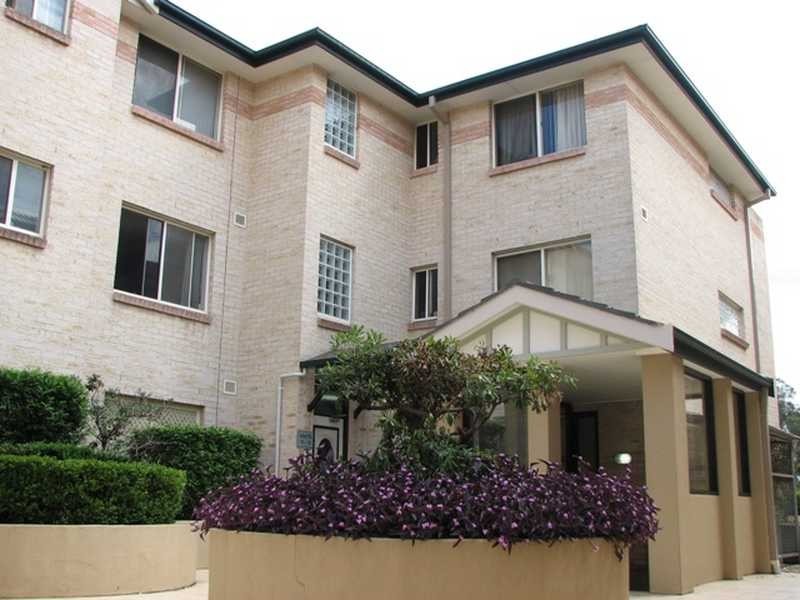 12/23 Amy Street, Regents Park NSW 2143