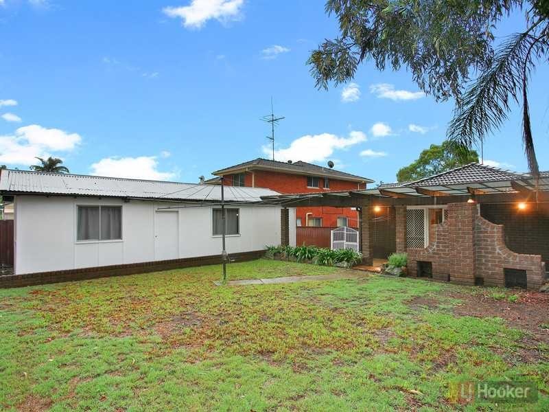 24 Millicent St, Greystanes NSW 2145