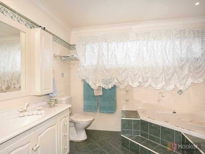 139 Gardenia Pde, Greystanes NSW 2145