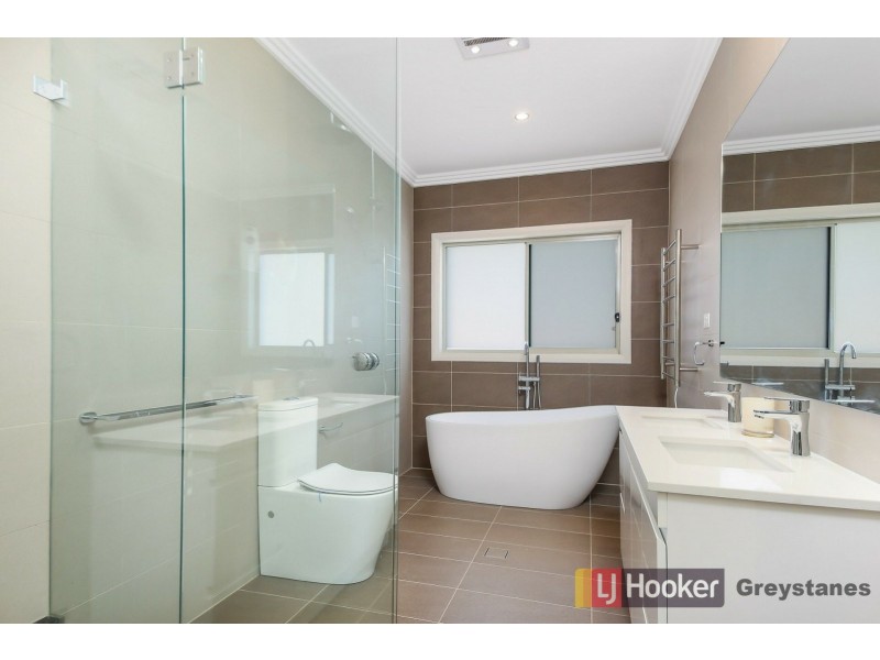 211 Old Prospect Road, Greystanes NSW 2145