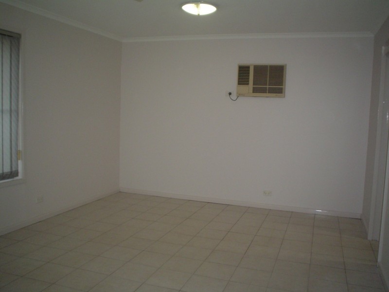 38 Sapphire Street, Greystanes NSW 2145