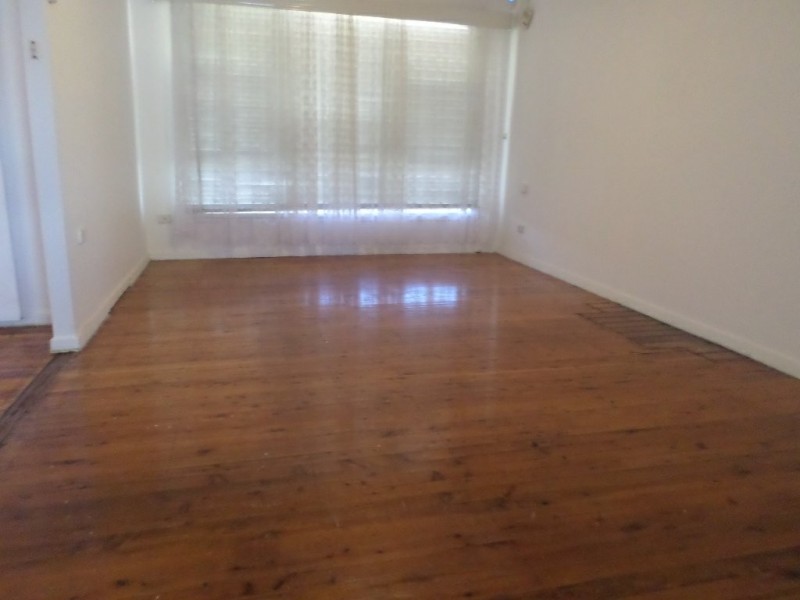 4 Reservoir Road, Mount Pritchard NSW 2170