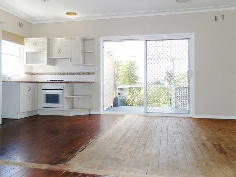 74 Hanbury St, Greystanes NSW 2145