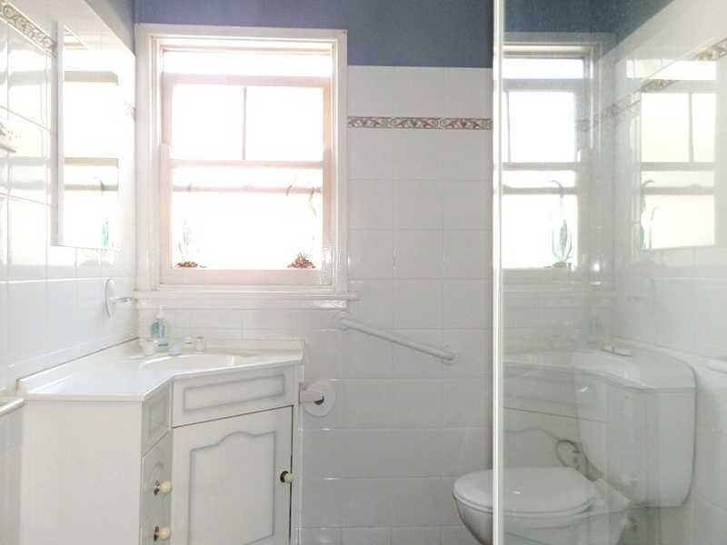 74 Hanbury St, Greystanes NSW 2145