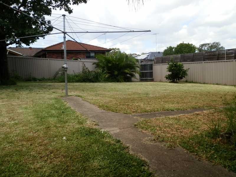 115 Roberta St, Greystanes NSW 2145