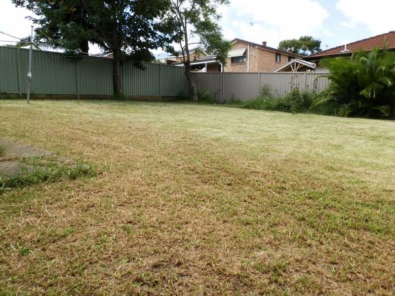 115 Roberta St, Greystanes NSW 2145